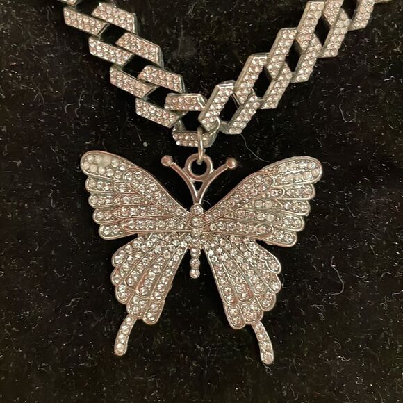 15” silver tone crystal adorned Cuban link chain necklace w/2” crystal butterfly - Picture 1 of 12